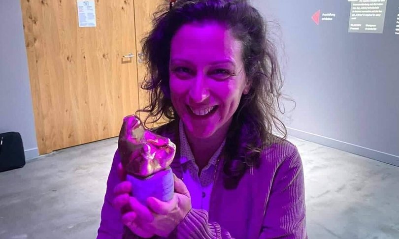 Urška Djukić z nagrado - Foto: arhiv SFC